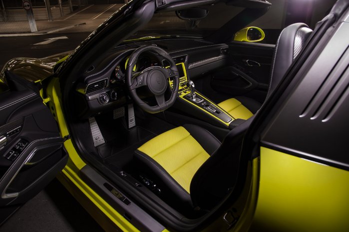 TECHART_for_Porsche_991_Targa_4S_interior2.jpg
