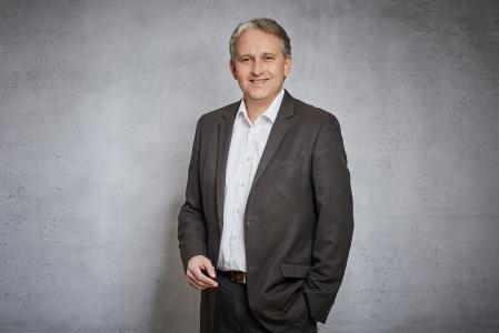 achelos-Geschäftsführer Thomas Freitag will mit dem achelos-Team und agilen Prozessen für nachhaltige Lösungen in sicherheitskritischen Anwendungsfeldern sorgen (Foto: achelos GmbH)
