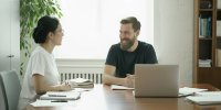 Pflegedienst gründen: Fördermittel clever nutzen und durchstarten
