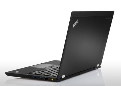 Doppelte Premiere: Lenovo präsentiert allererstes ThinkPad Hybrid-Notebook sowie sein erstes Business Ultrabook