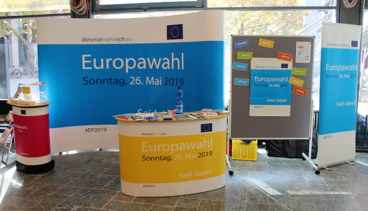 2019-068pe-EP-Unitour_Muster Messestand.JPG