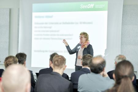 SeeOff-Projektkoordinatorin Prof. Dr. Silke Eckardt auf dem Workshop / Foto: Hochschule Bremen / Marcus Meyer Photography