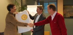 V.l.n.r. Christof Biba, Jean-Philipp Boucq und Frederic Herzog freuen sich auf sonnige Zeiten in Belgien (Quelle: wagner-solar.com)