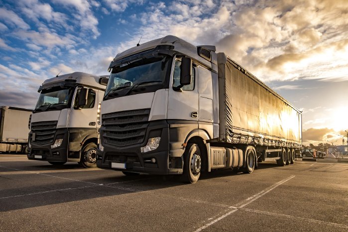 Pressefoto_TÜV Rheinland_Truck Symposium.jpg