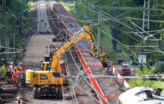 Oliver Lang_Deutsche Bahn AG_Korridor.jpg