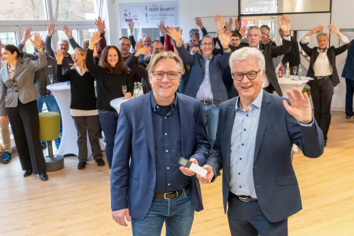 SELVE_Nachfolge_L_Stracke und C_Hoffmann.jpg