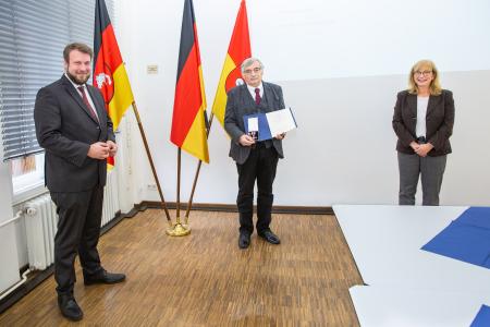Helge Zychlinski, Bürgermeister der Gemeinde Wedemark, Dr. Hans Georg Bulla, stellvertretende Regionspräsidentin Petra Rudszuck (von links), Foto: Region Hannover /Schiermann