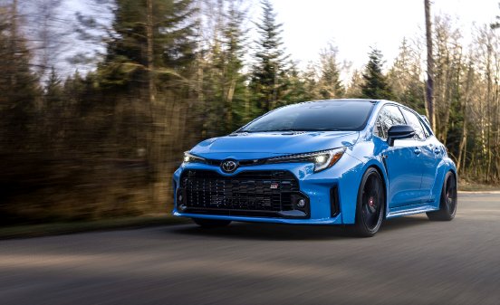 lowres_ST_XTA_plus_3_Toyota_GR_Corolla_Fahraufnahme_0001.jpg