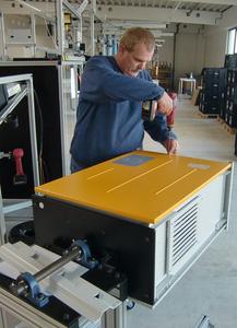 The Solar Max group takes new inverter production in operation
