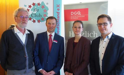 v.l.n.r.: Dieter Szemkus (Vorsitzender ESSC-D), Dr. Stephan Back (Regionalkreisleiter DGQ), Michaela Eberle (Hauptgeschäftsführerin IHK Ostwürttemberg) und Peter Schmidt (Leiter Geschäftsfeld Innovation und Umwelt der IHK Ostwürttemberg)