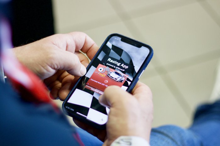 05_GPSauge_Racing_App.jpg
