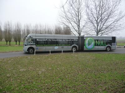 Wasserstoff-Brennstoffzellen-Bus: Erste erfolgreiche Testfahrten in Helmond (NL)