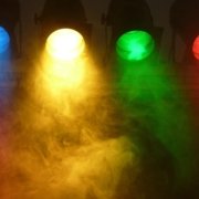 headlights-802633_1920-180x180.jpg