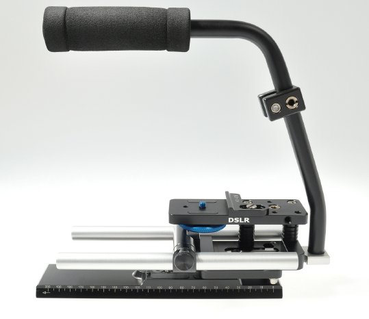 04 Chrosziel LWS mit Handgriff auf Sachtler Cine DSLR Platte.jpg