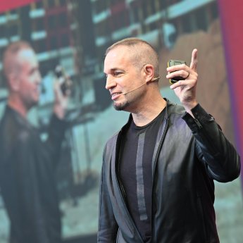 Matthias Hollwich_credit Matthias Hollwich-min.JPG