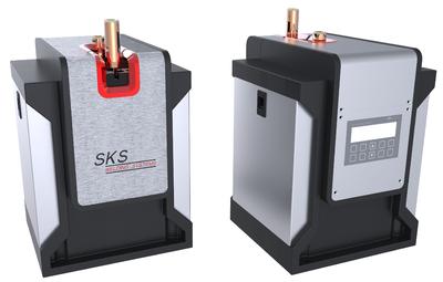 Drahtabschneider, Spannvorrichtung und Fräser der neuen Brennerreinigungsstation von SKS arbeiten ausschließlich elektromotorisch angetrieben. Damit wird der Nutzer unabhängig von einem Druckluft-Anschluss