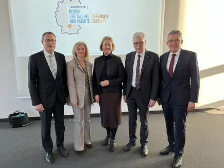 PM_15_Besuch Botschafterinnen Schweden Estland.JPEG