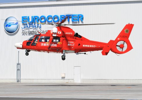 130328HelicopterSatelliteCommunication©_Copyright_Eurocopter_Japan_Chikako_HIRANO.jpg