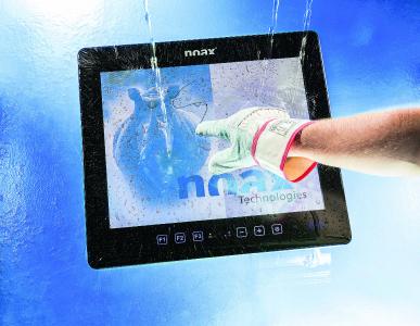 Der neue noax Steel PCAP Touch-Industrie-PC S19P in fein geschliffenem Edelstahl V2A Gehäuse – extern zertifiziert bis zur Schutzklasse IP69K