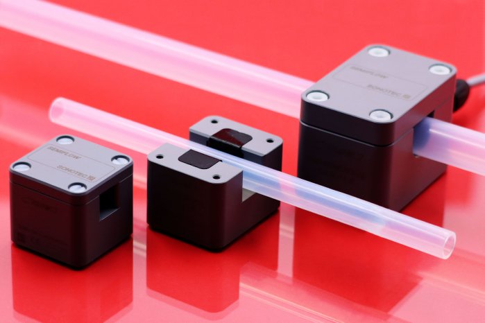 Range of differently sized SEMIFLOW sensors_SONOTEC_small.jpg