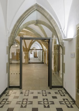 Rathaus-Muenchen-052-72dpi.webp