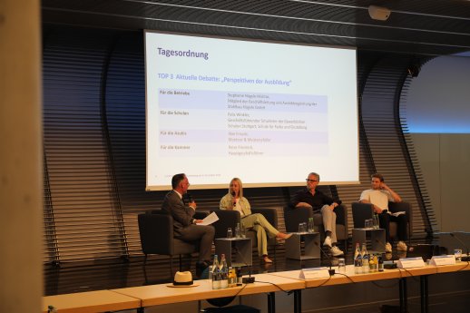 Talk zu Perspektiven der Ausbildung_1_©HWK.JPG