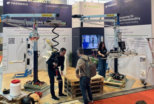 PRONOMIC_Messestand_Ergonomische_Handhabungstechnik.jpg