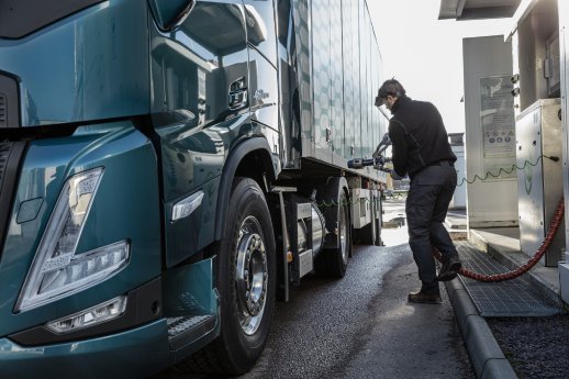 T2020-0872-Volvo-FM-LNG.jpg