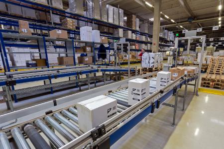 Die Papstar GmbH bietet ausgefeilte Sortiment-, Logistik- und Servicekonzepte zwischen Herstellern und Handelsgruppen bzw. Konsumenten
