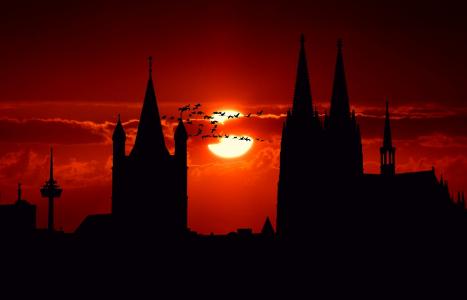 Gut Ding will Weile haben: Die Kölner bauten 600 Jahre am Dom...