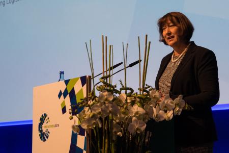 VDA-Präsidentin Hildegard Müller bei der Eröffnung des Forums