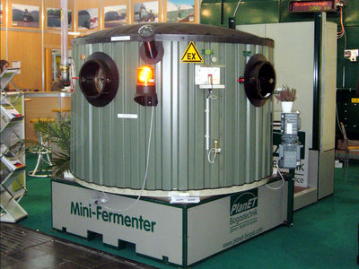 Voll funktionsfähige Mini-Biogasanlage der PlanET Biogastechnik