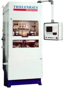 With the KM 90 evo, Thielenhaus Microfinish has brought a high performance machine onto the market, which can be used with distinctively quick cycle and set up times, both for economic mass production of ball bearing rings, as well as for flexible production on a small and medium scale