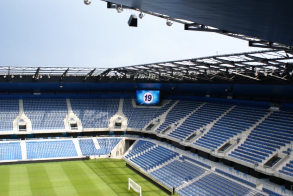 SonyPro_Le Havre_Stadion_Innenansicht.jpg