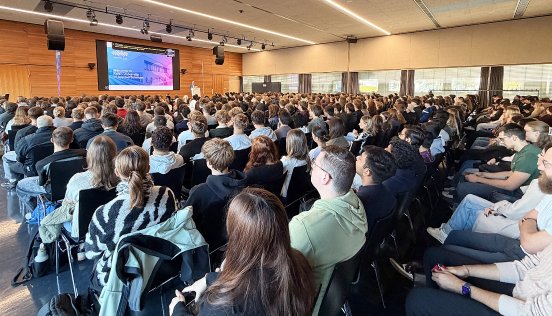 261006_Welcome Day_W~toBenjaminSpäth.jpg