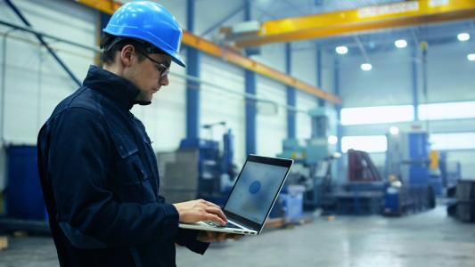 Energieaudit (Foto: Gorodenkoff/Shutterstock)