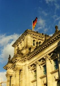 Der Deutsche Bundestag wird erst am 10. Mai über das KWK-Gesetz 2012 entscheiden (Bild: I. Rasche_pixelio)