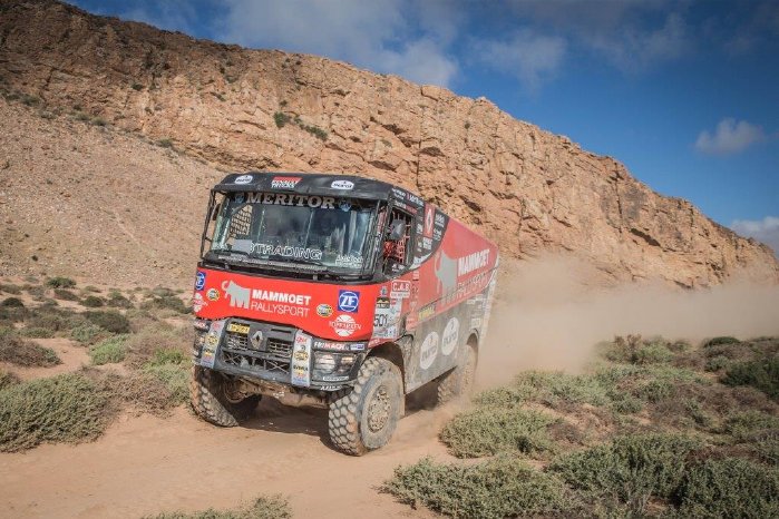 Renault_Trucks_MKR_Libya_Rally_K520_5.jpg