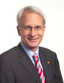 Pressefoto Dr. Oehler.jpg