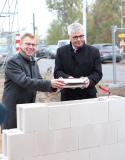From left to right: Aucotec Executive Officer Uwe Vogt together with Chief Execution Officer and Aucotec founder Horst Beran at the laying of the foundation stone for Aucotec's new head office