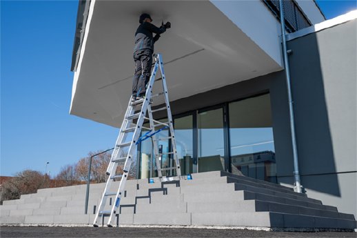 Die_STABILO_Vielzweckleiter_in_Treppenstellung_RGB96.jpg