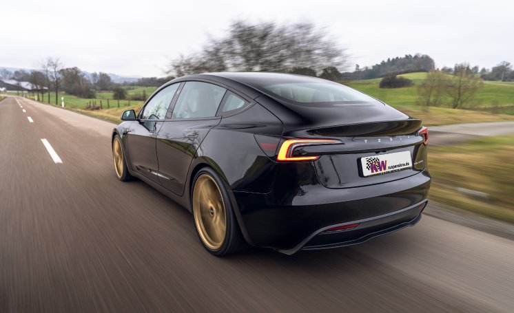 KW_DDC_Tesla_Model_3_Facelift_Fahraufnahme_0002.jpg