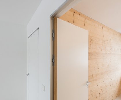 Küffner Aluminiumzarge BZS 8175.jpg