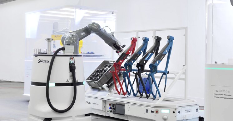 Staubli Omni-flat-bed AGV for bicycle production.png