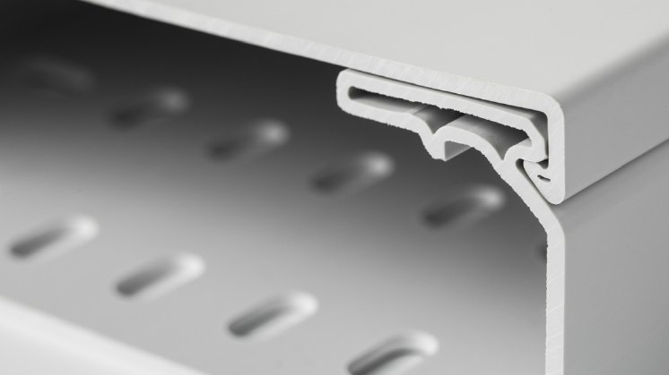 Bandeja 66 con tapa.png