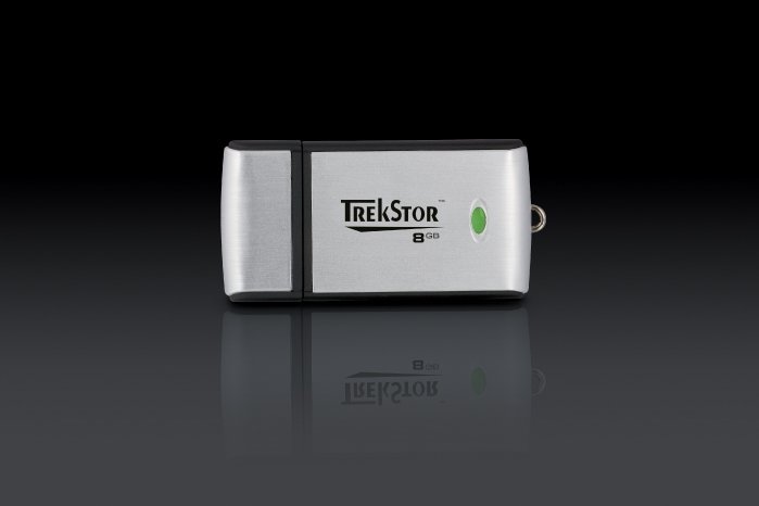 USB-Stick_CS-D_8GB_closed_2.jpg