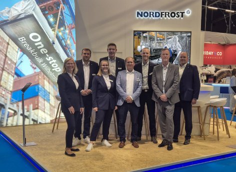 NORDFROST_Messeteam_Breakbulk Europe_2025.jpg