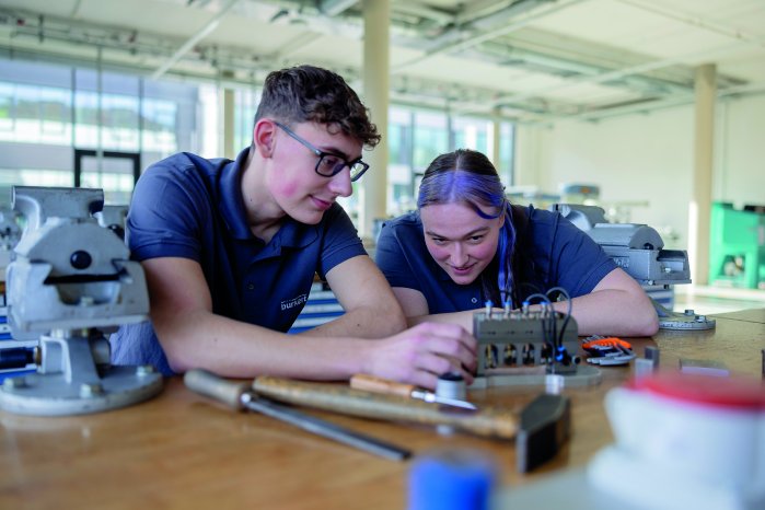 Bürkert_PM_75 Jahre Ausbildung.jpg
