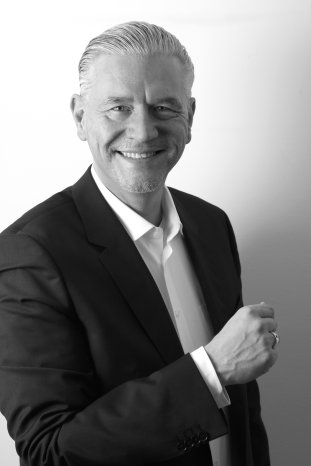 INGO KOEHLER.jpg