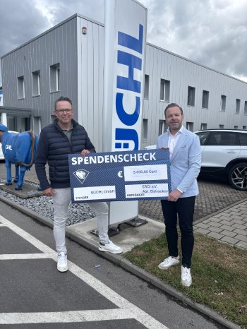 Becherspendenaktion26 BÜCHL_ERC Ingolstadt Jungpanther.jpg